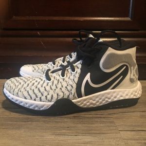 Nike KD Trey 5 vii